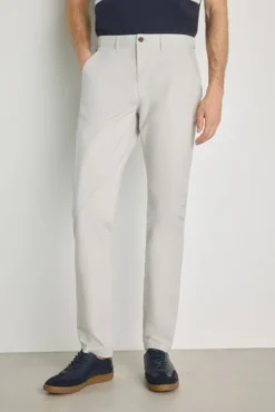 Pantalón chino slim