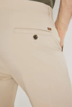 Pantalón chino slim