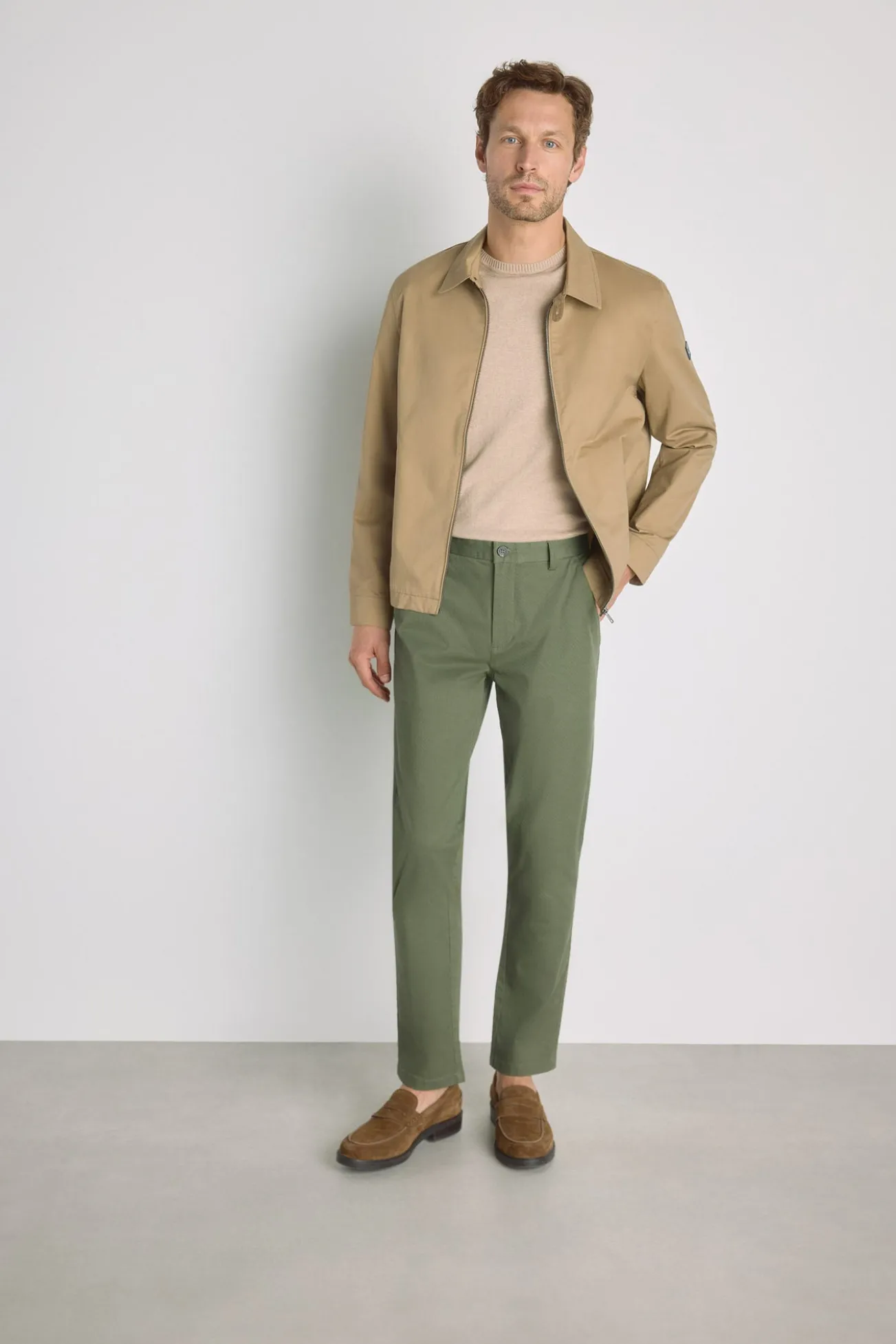 Pantalón chino slim fit