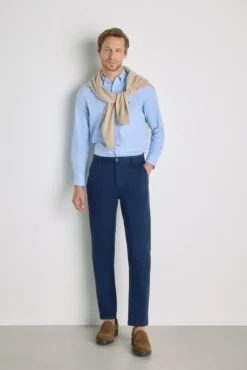 Pantalón chino slim fit