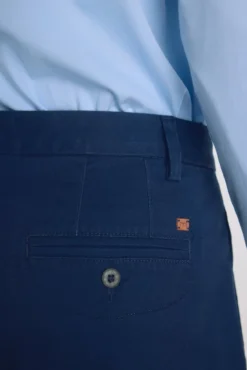 Pantalón chino slim fit