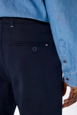 Pantalón chino slim fit