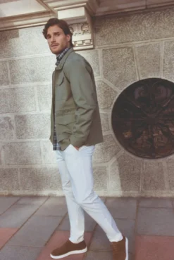 Pantalón chino slim fit