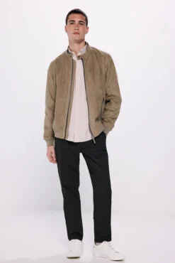 Pantalón chino slim fit