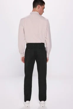 Pantalón chino slim fit