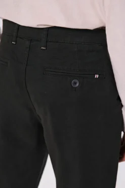 Pantalón chino slim fit