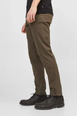 Pantalón chino slim fit