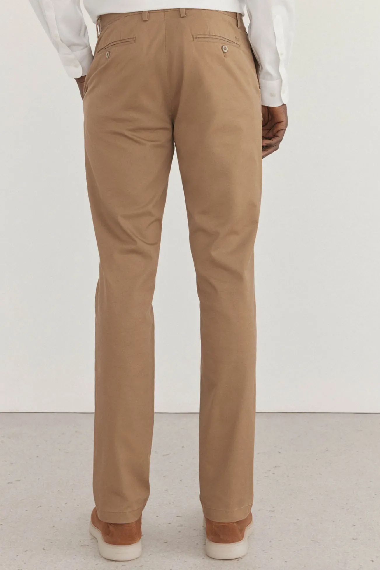 Pantalón chino slim fit con print