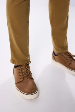 Pantalón color slim fit