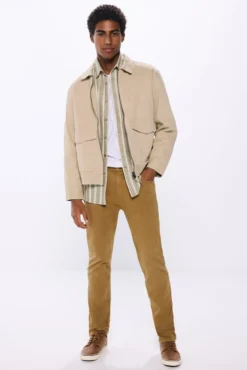 Pantalón color slim fit