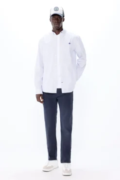 Pantalón color slim fit