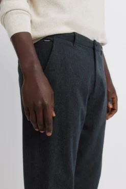Pantalón comfort fit