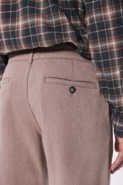 Pantalón comfort slim fit