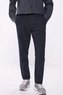 Pantalón comfort slim fit