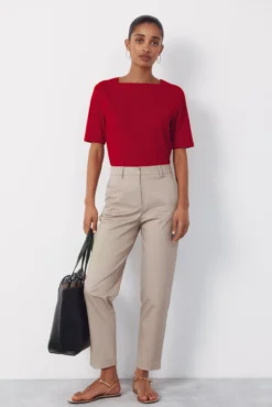 Pantalón corte slim