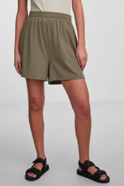 Pantalón corto canalé