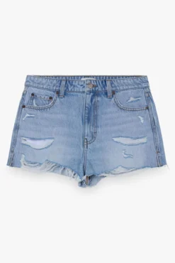 Pantalón corto desgastado denim