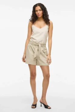 Pantalón corto tipo cargo