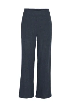Pantalón de canalé: Confort y estilo en cada paso