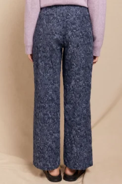 Pantalón de jaquard con pinzas