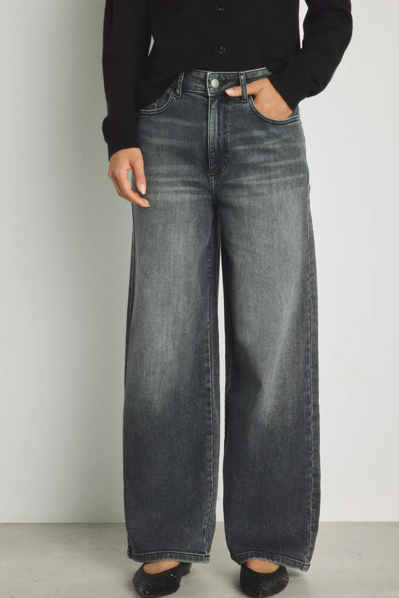 Pantalón denim ancho