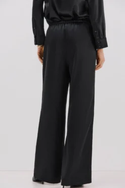 Pantalón de strass