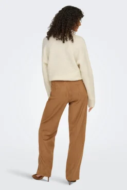 Pantalón de traje de ante