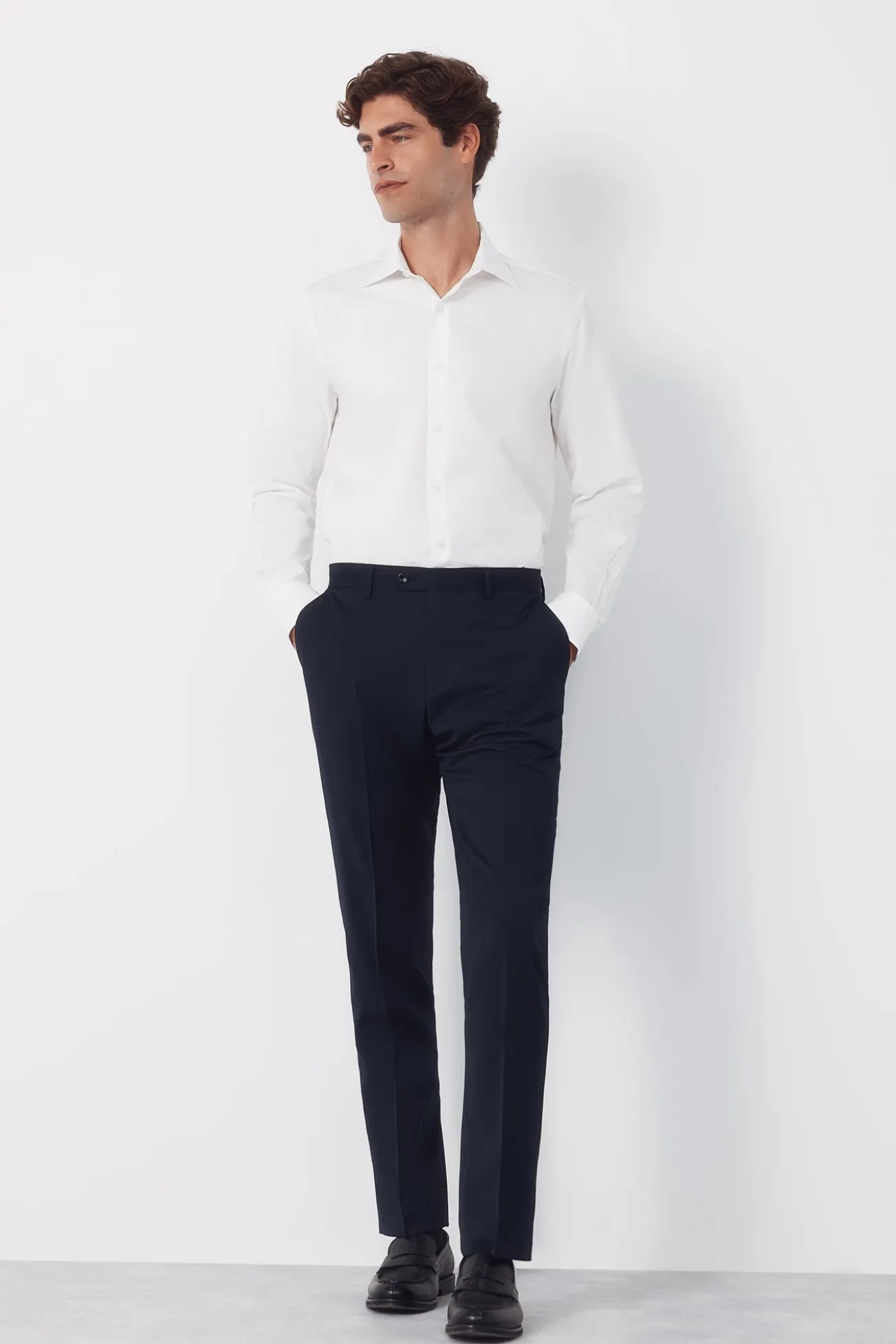 Pantalón de traje liso COOLMAX®