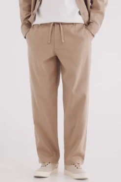 Pantalón dobby straight fit