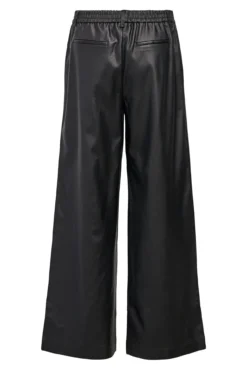 Pantalón efecto piel