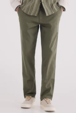 Pantalón espiga slim fit