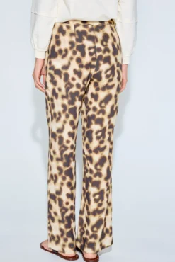 Pantalón estampado flare