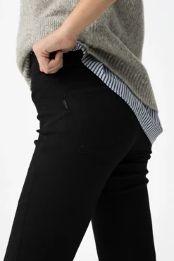 Pantalón flare