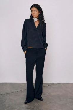 Pantalón flared