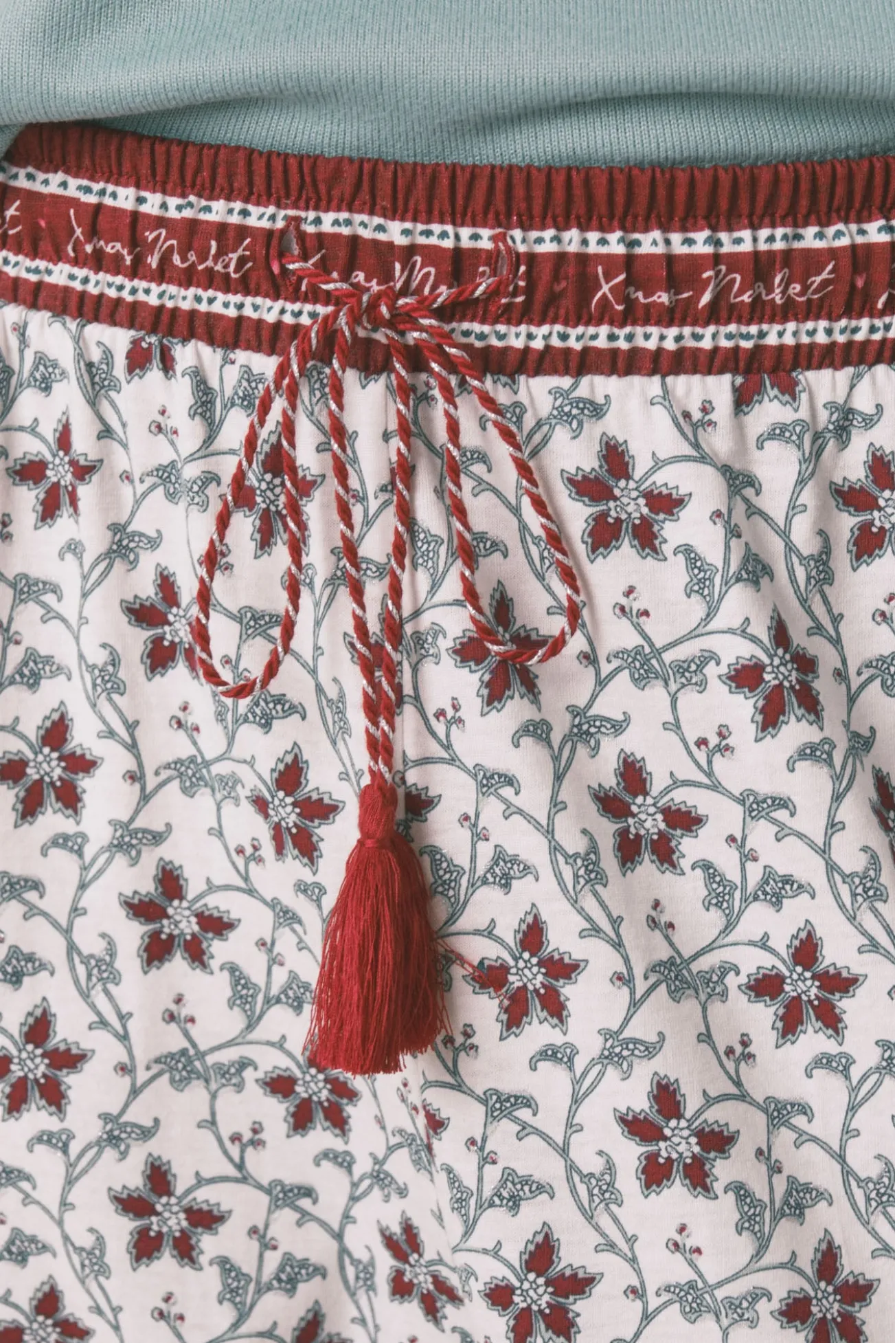 Pantalón largo 100% algodón estampado flores