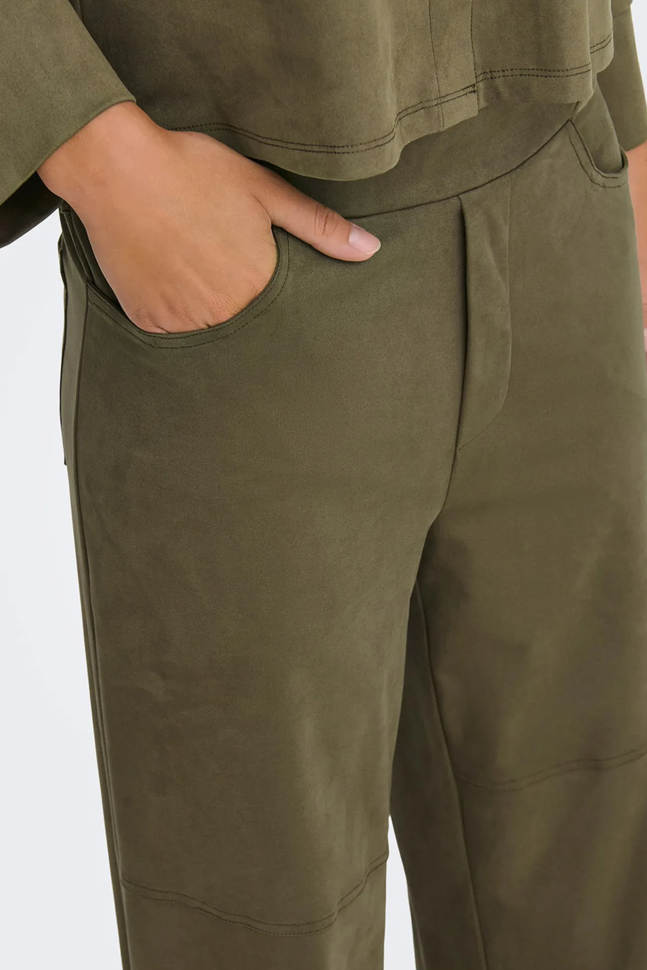 Pantalón largo antelina