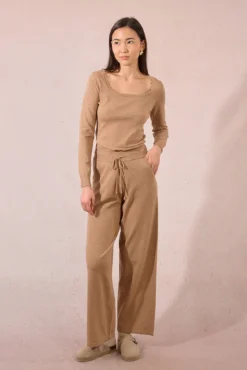 Pantalón largo de tiro alto