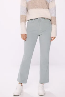 Pantalón pana kick flare