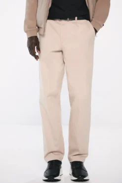 Pantalón pliegues wide fit