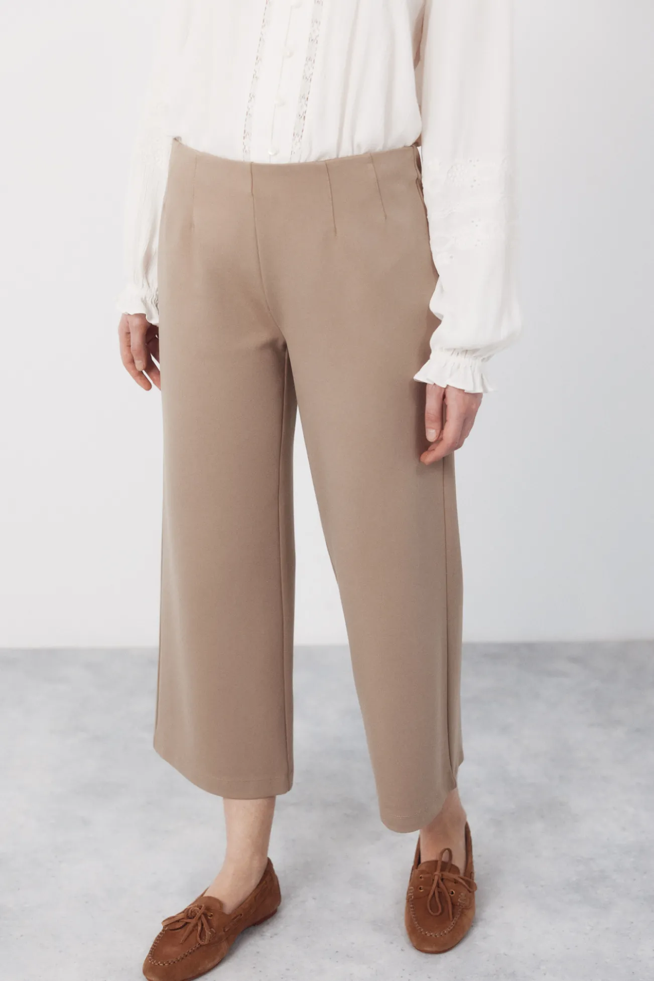 Pantalón punto ancho