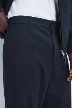 Pantalón rayas straight fit