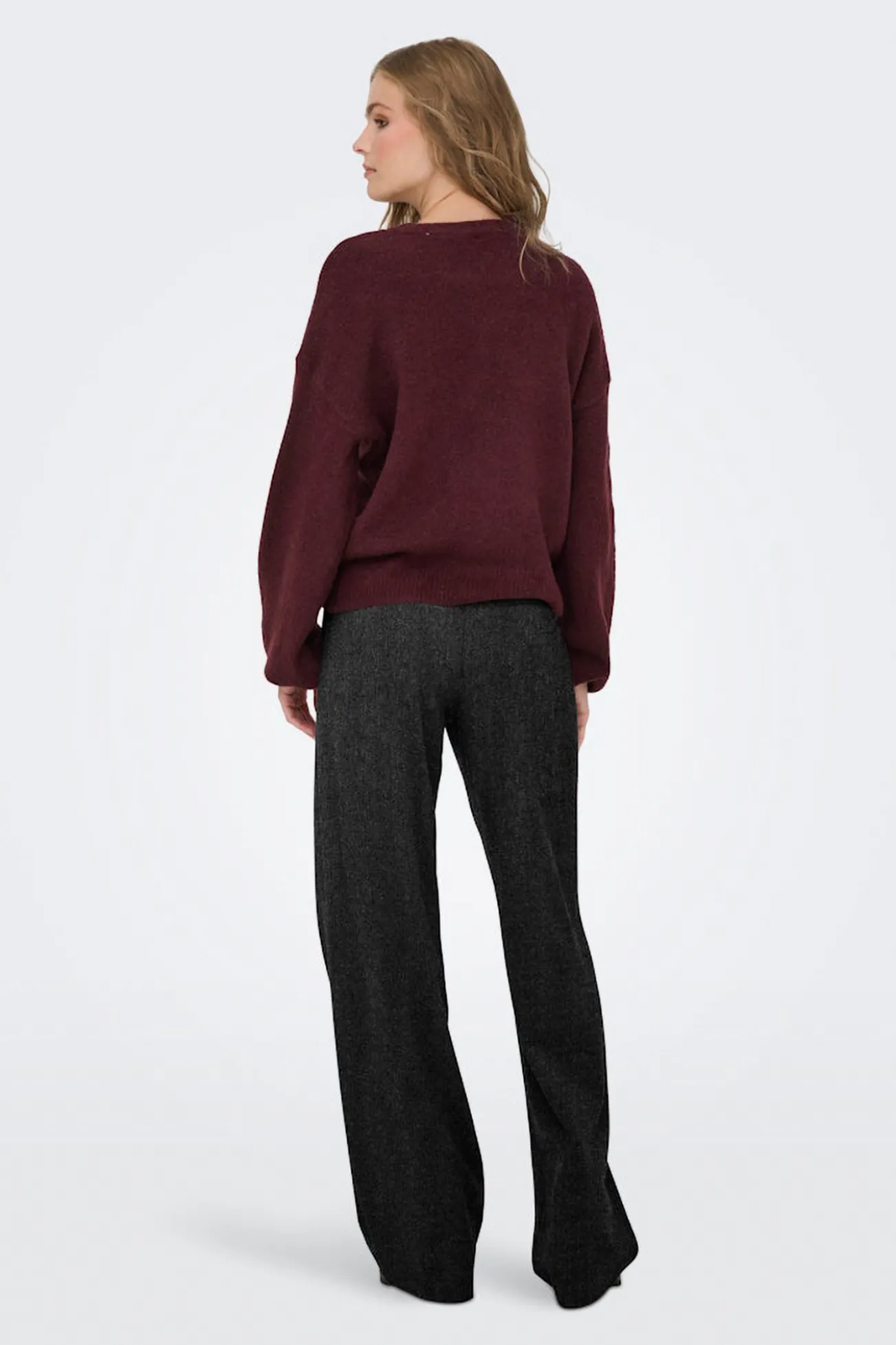 Pantalón recto de pinzas