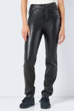 Pantalón recto polipiel