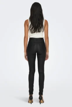 Pantalón skinny efecto encerado