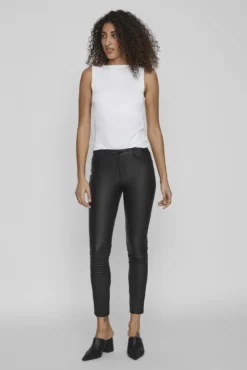 Pantalón skinny fit encerado