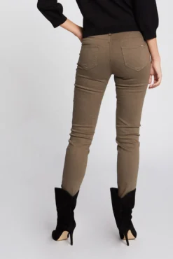 Pantalón skinny talle bajo