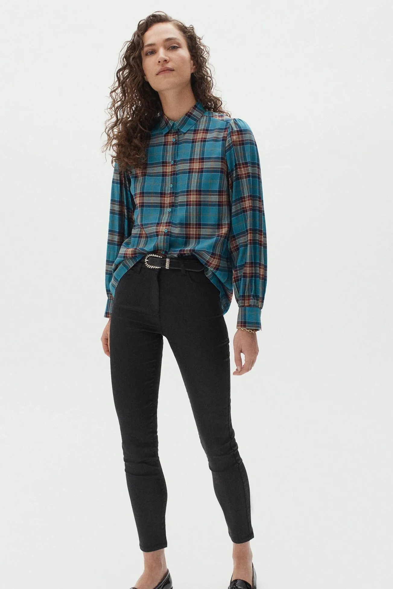 Pantalón slim algodón elástico