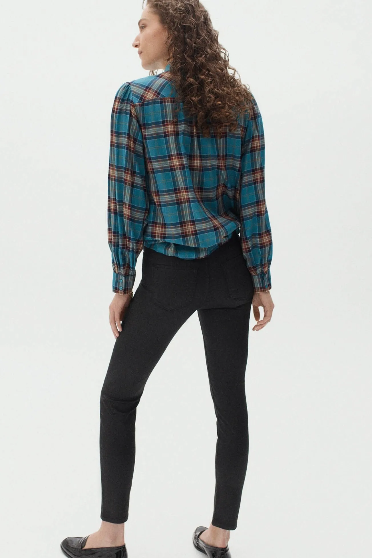 Pantalón slim algodón elástico