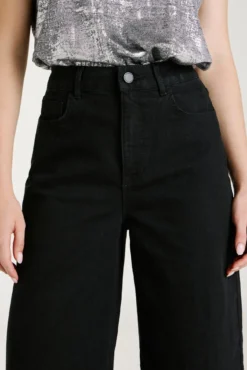 Pantalón vaquero ancho