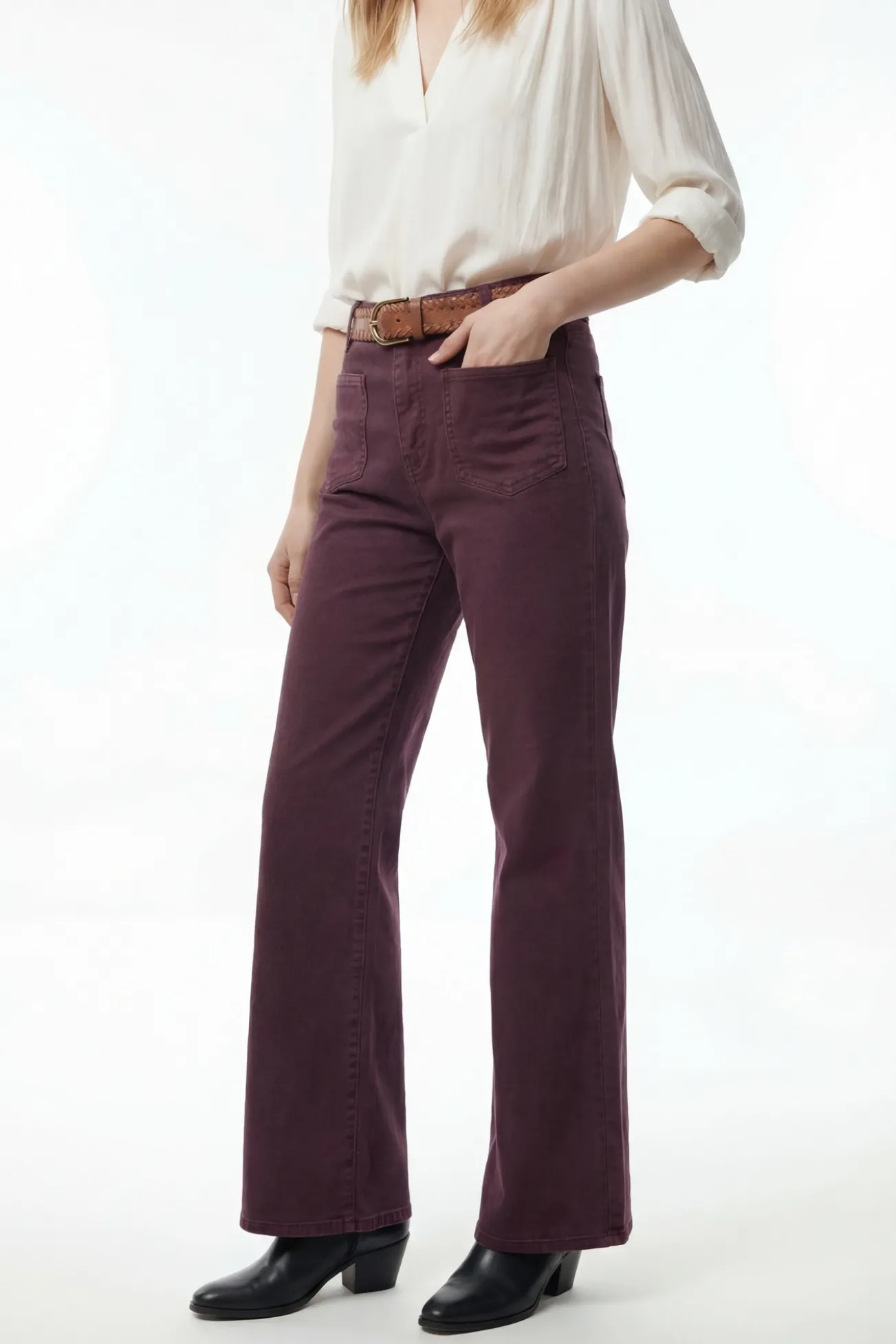 Pantalón vaquero con bolsillos delanteros